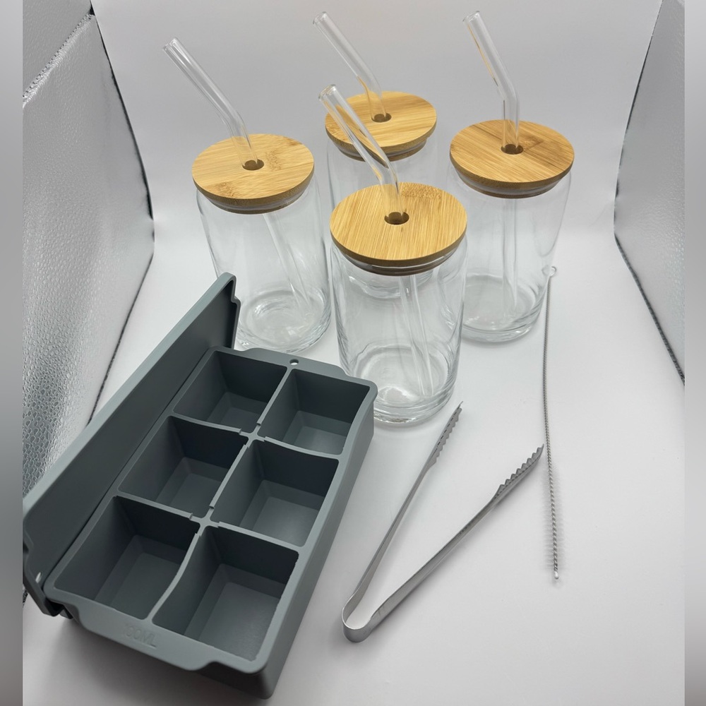 Set of 4 Glass Tumblers, Straws & Lids and a 6-Large Ice Cube Mold